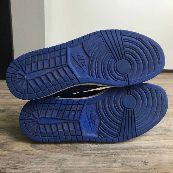 Air Jordan 1 Retro Low OG Royal 2015 - Picture 5 of 8